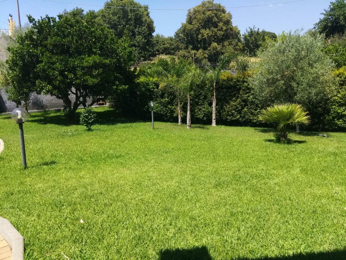 Villa Feluchia Tra Il Mare E Il Vulcano Acireale Extérieur photo