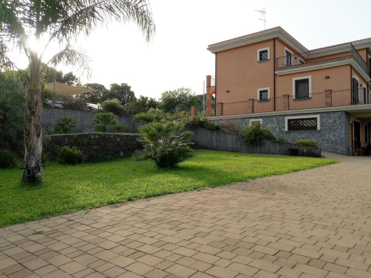 Villa Feluchia Tra Il Mare E Il Vulcano Acireale Extérieur photo